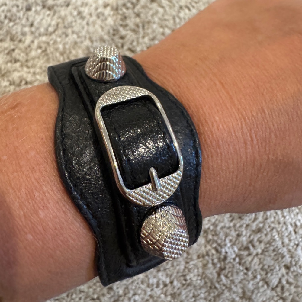 Vintage Balenciaga City Bracelet Black SZ M - Picture 2 of 8